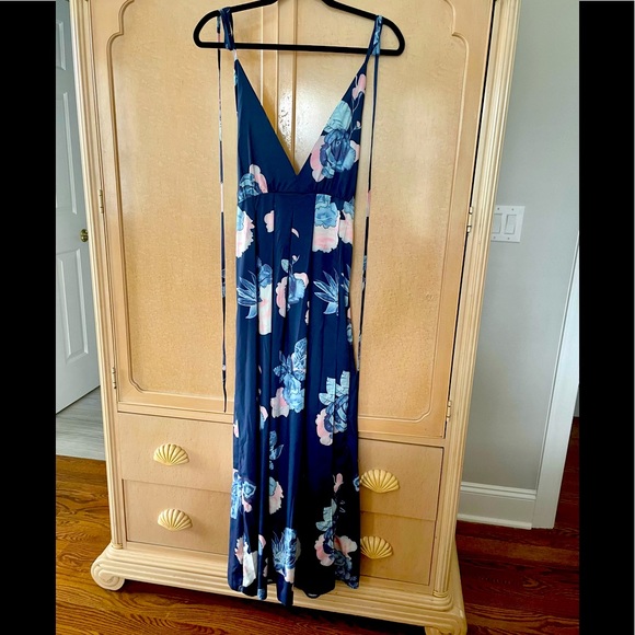YOINS Navy Floral Halter Sun Dress, Open Back, Size Small - Picture 1 of 10